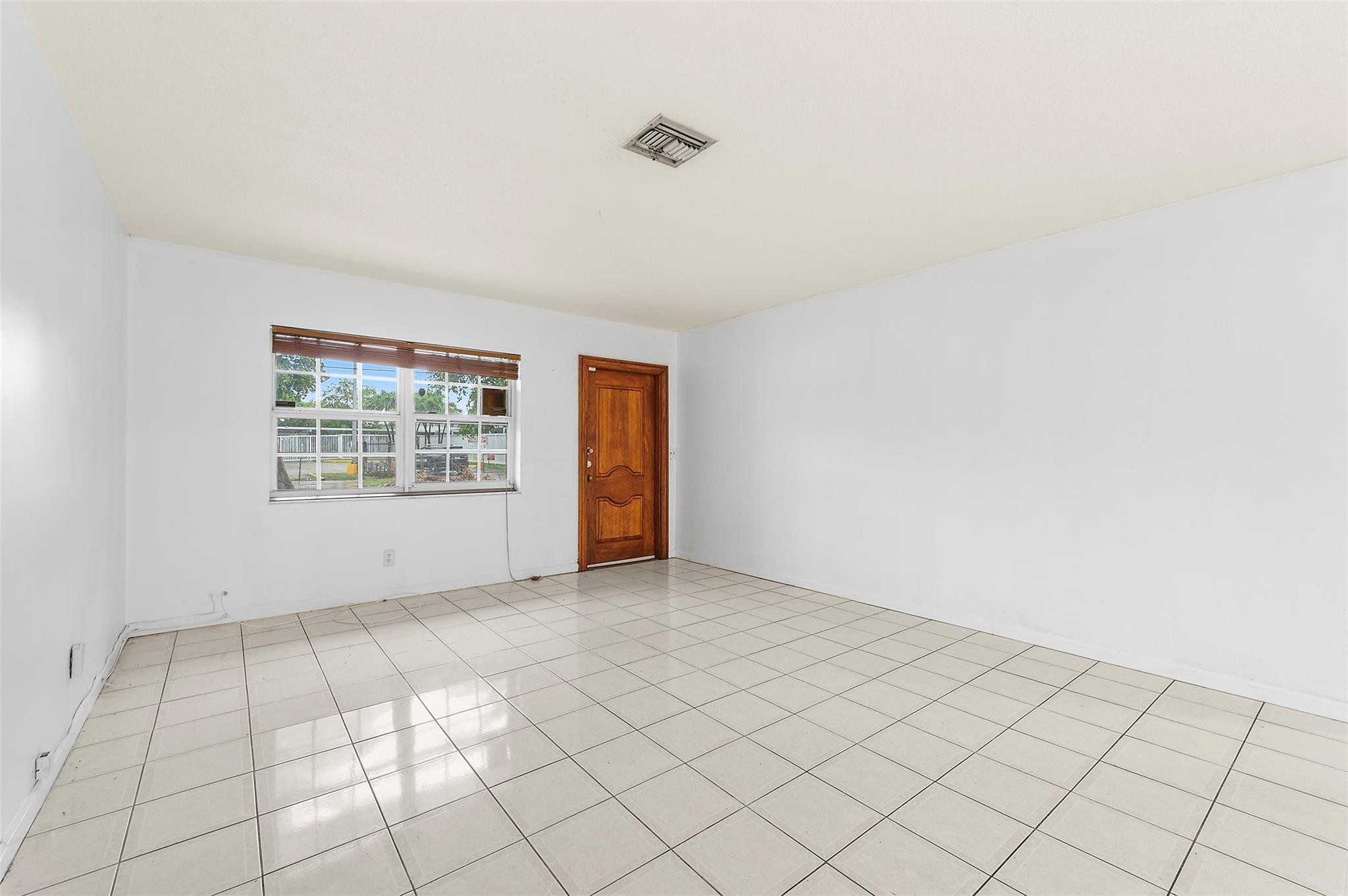 117 SW 4th Ave