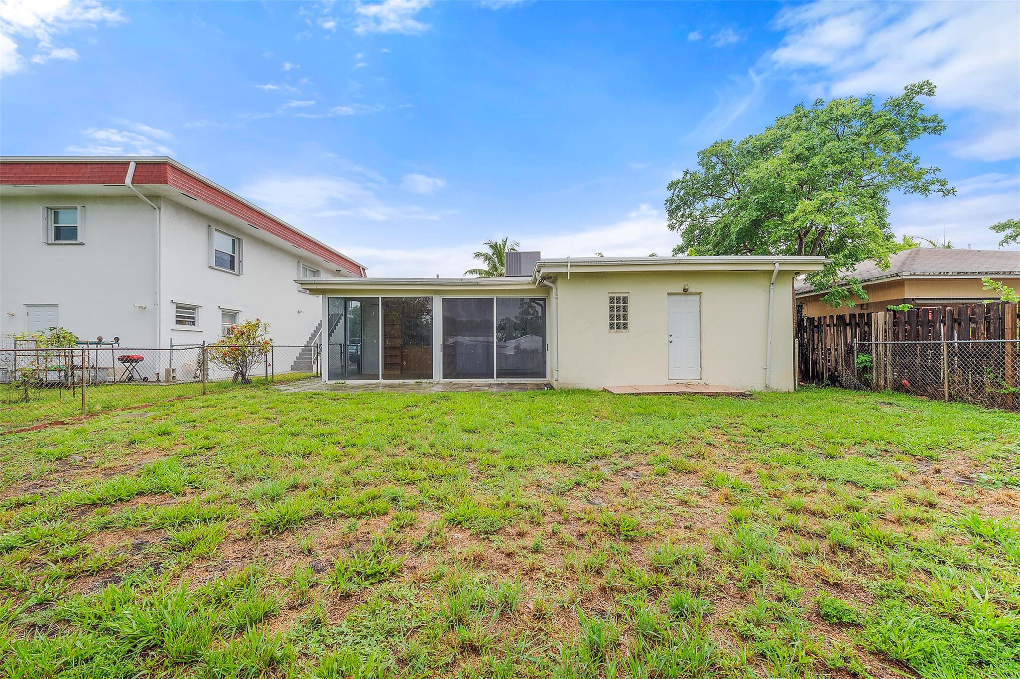 117 SW 4th Ave