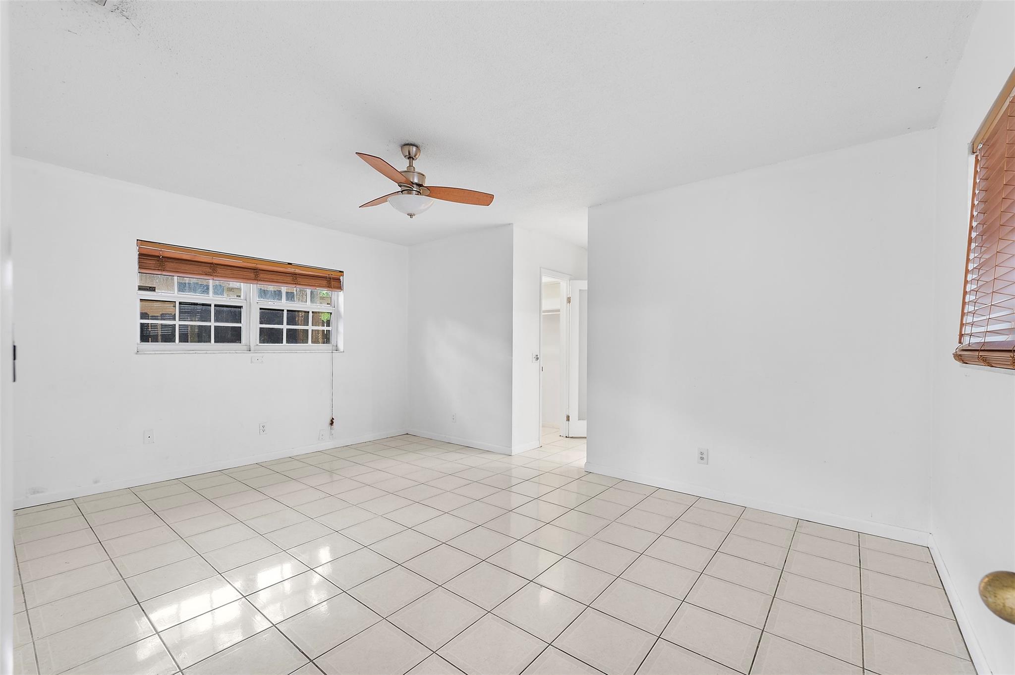 117 SW 4th Ave