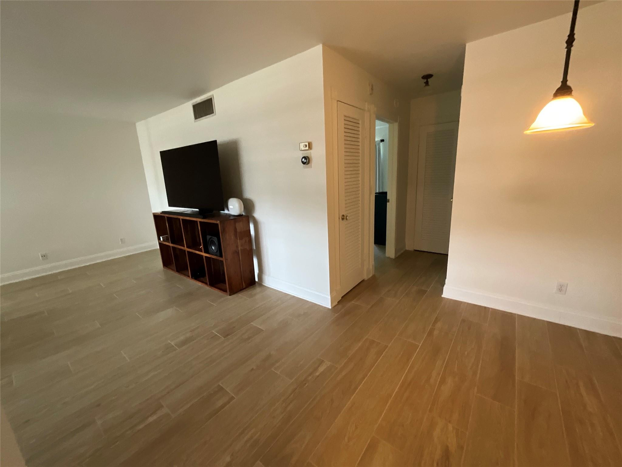 2424 NE 9th Street 208