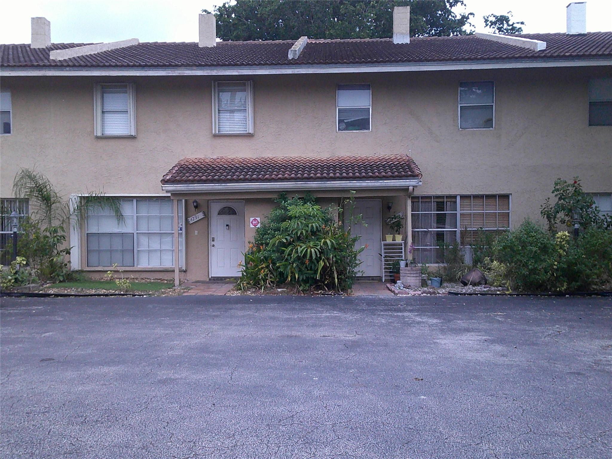 4291 Coral Springs Dr