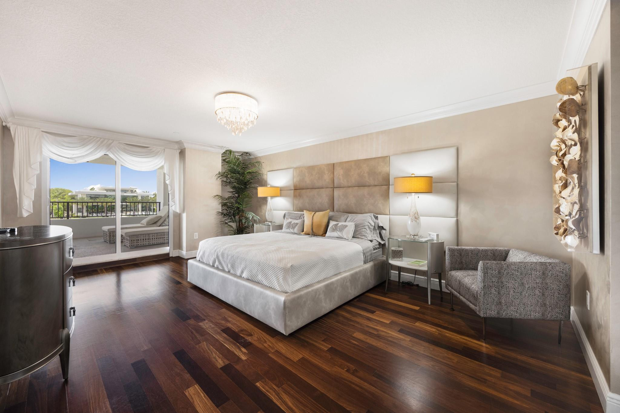 615 Bayshore Drive 105