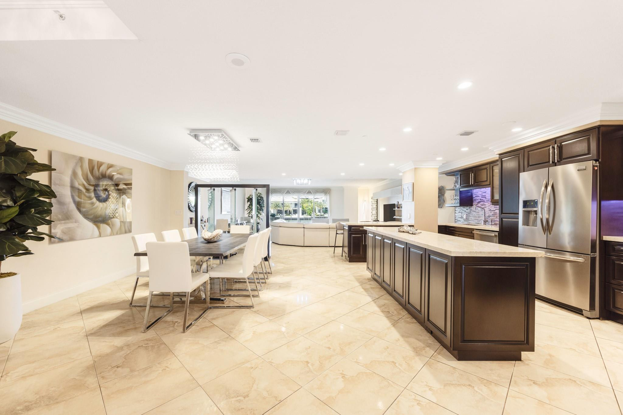 615 Bayshore Drive 105