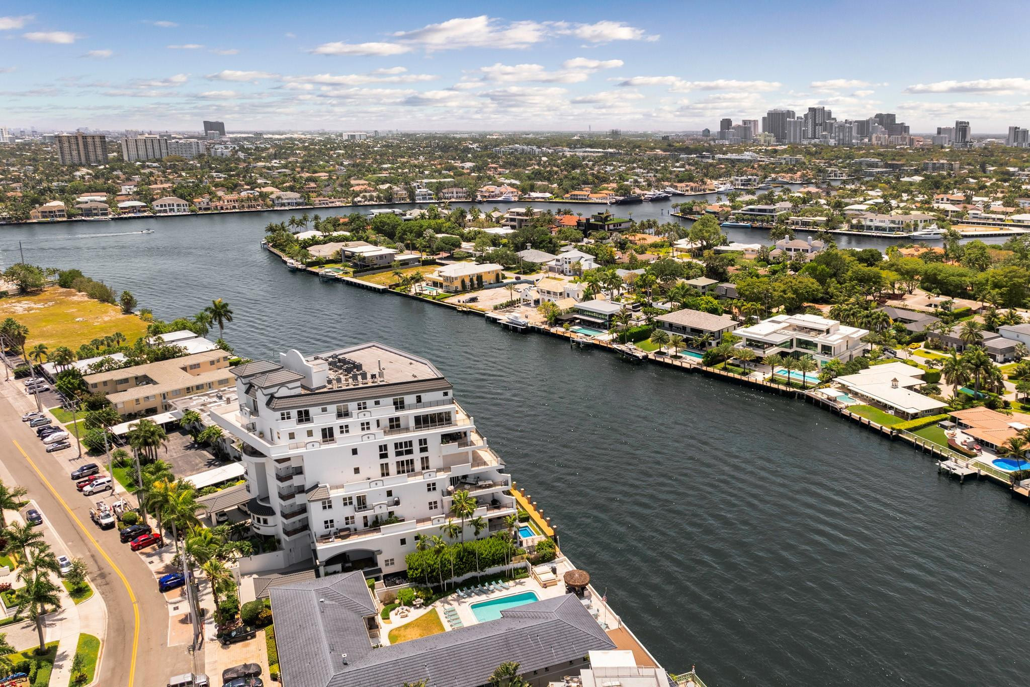 615 Bayshore Drive 105