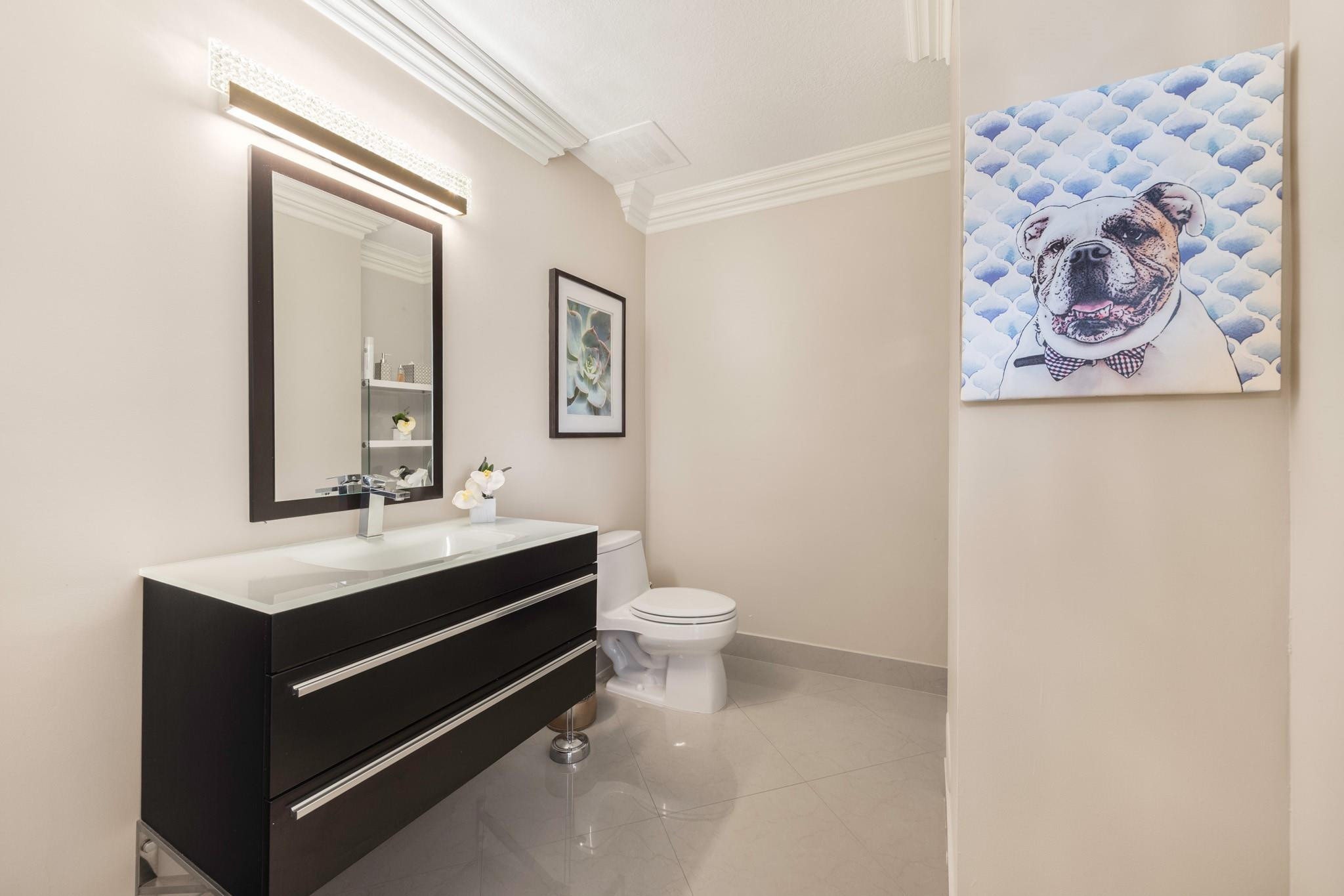 615 Bayshore Drive 105