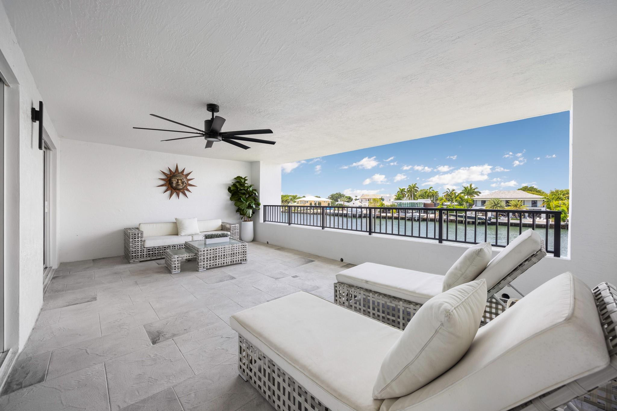615 Bayshore Drive 105