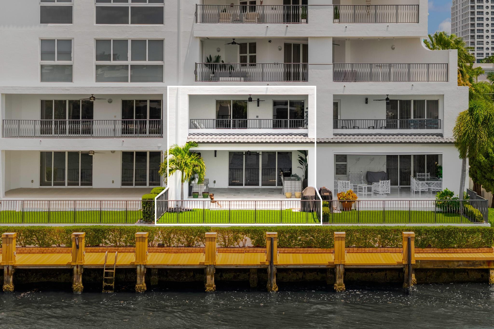 615 Bayshore Drive 105