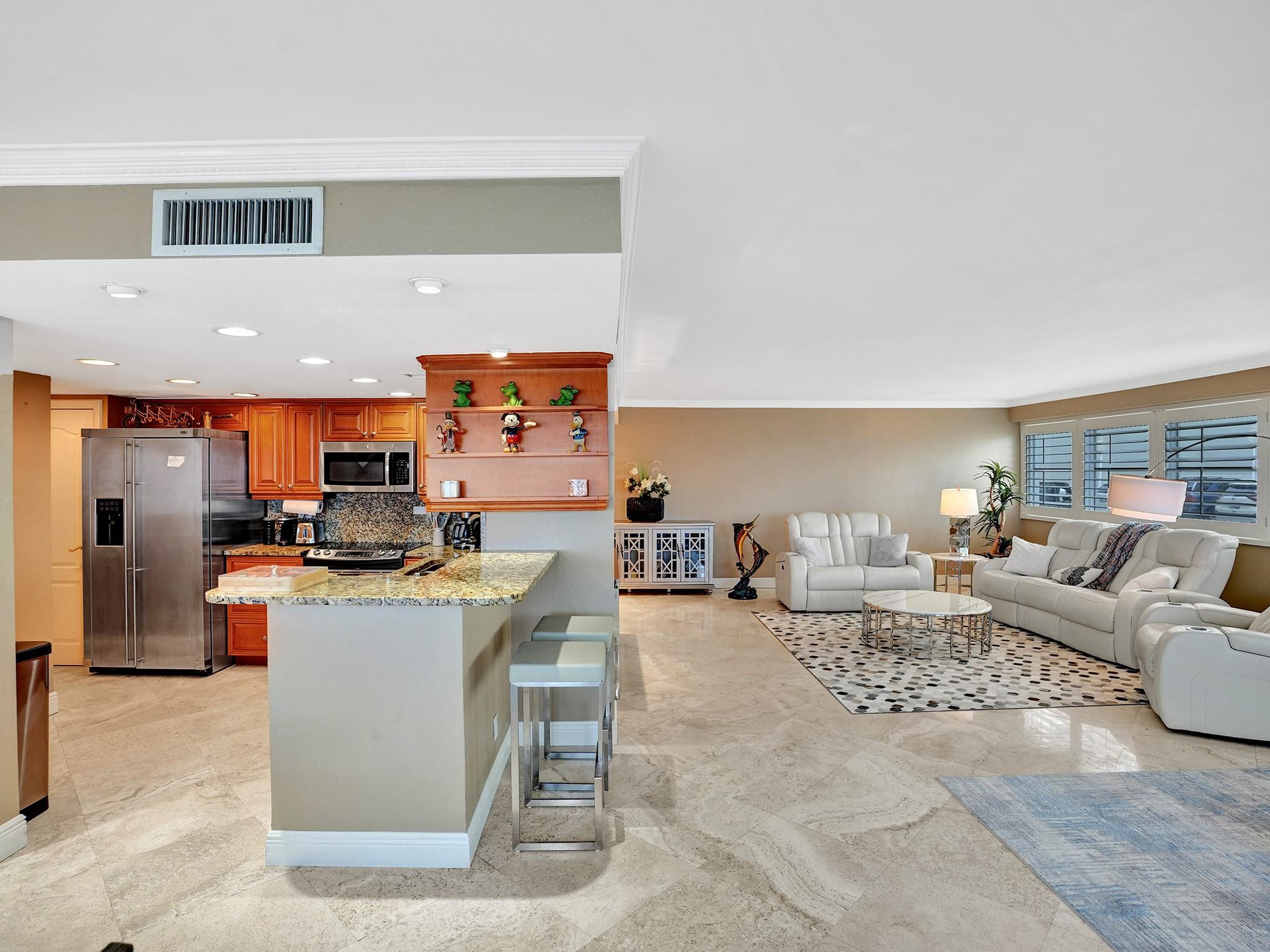 3430 Galt Ocean Drive 106