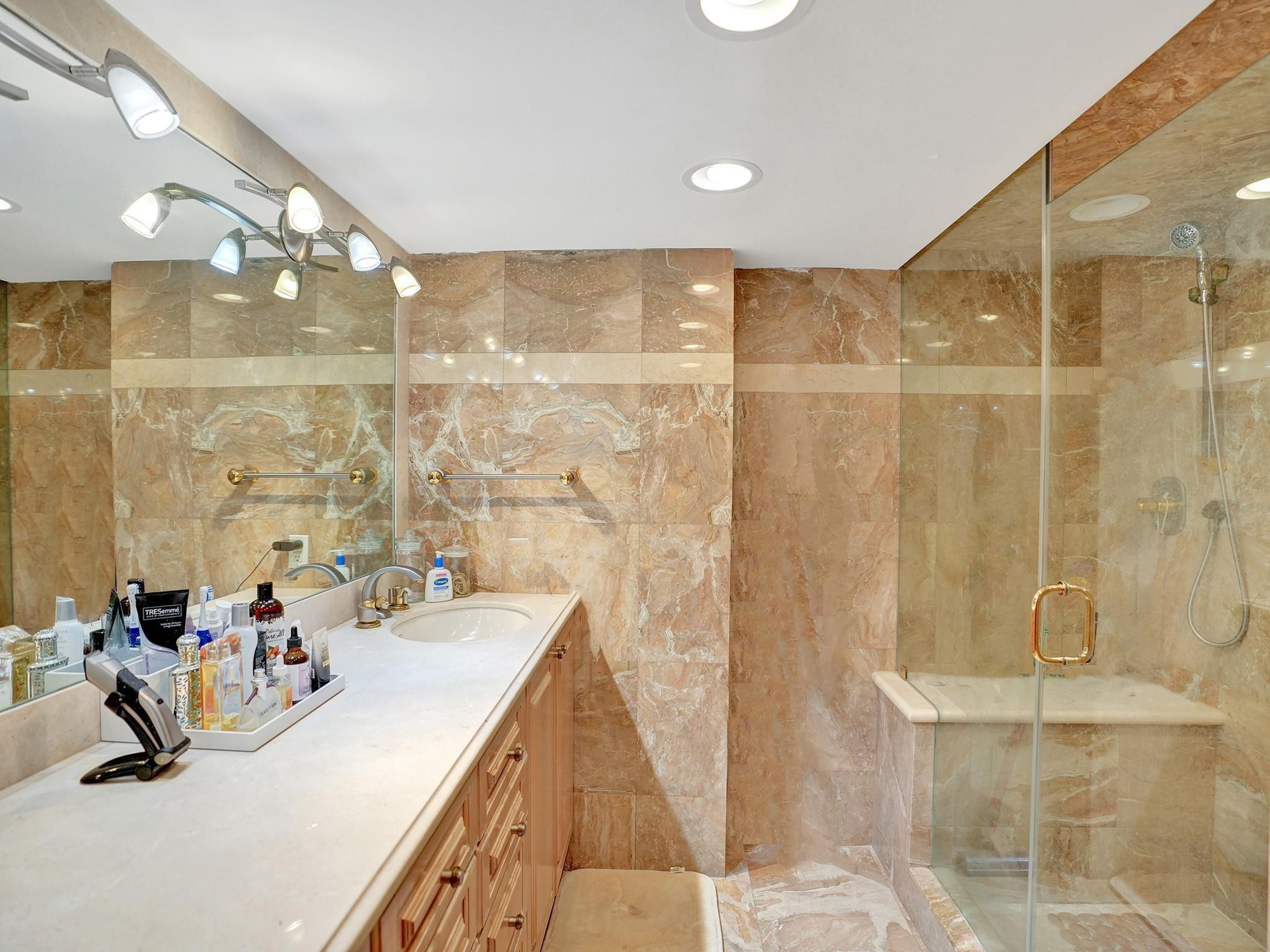 3430 Galt Ocean Drive 106