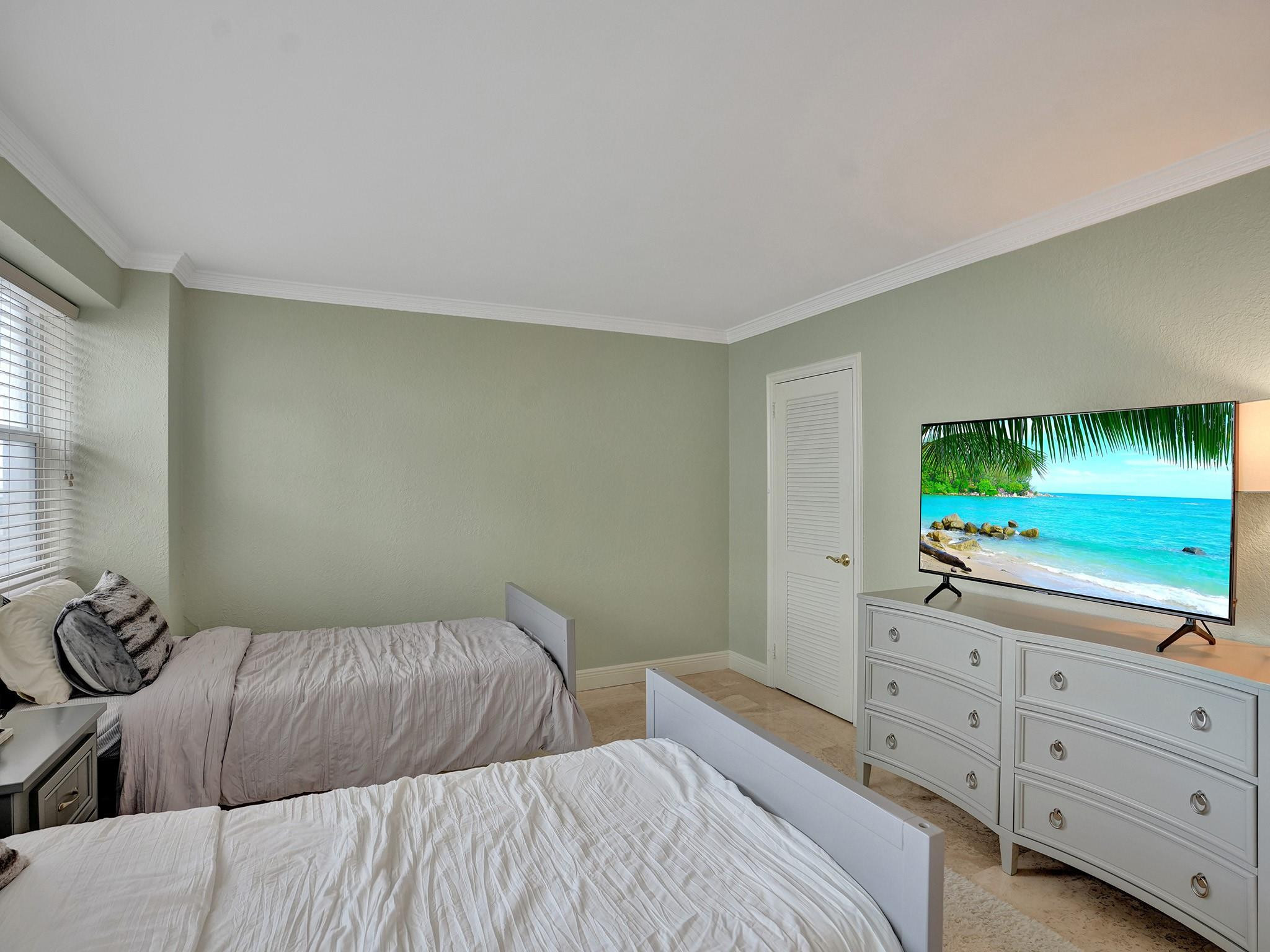 3430 Galt Ocean Drive 106