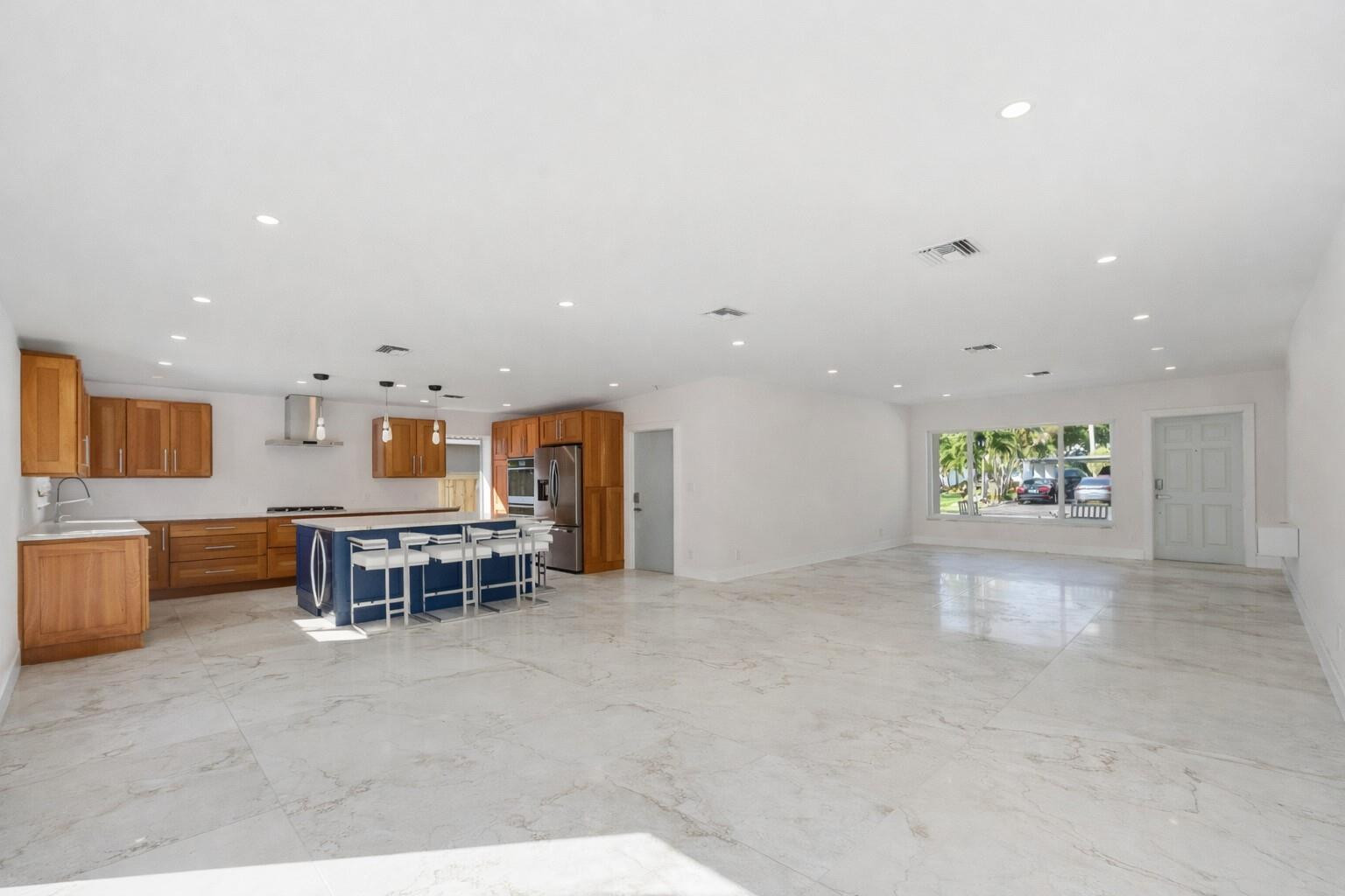 1706 NE 28th Drive