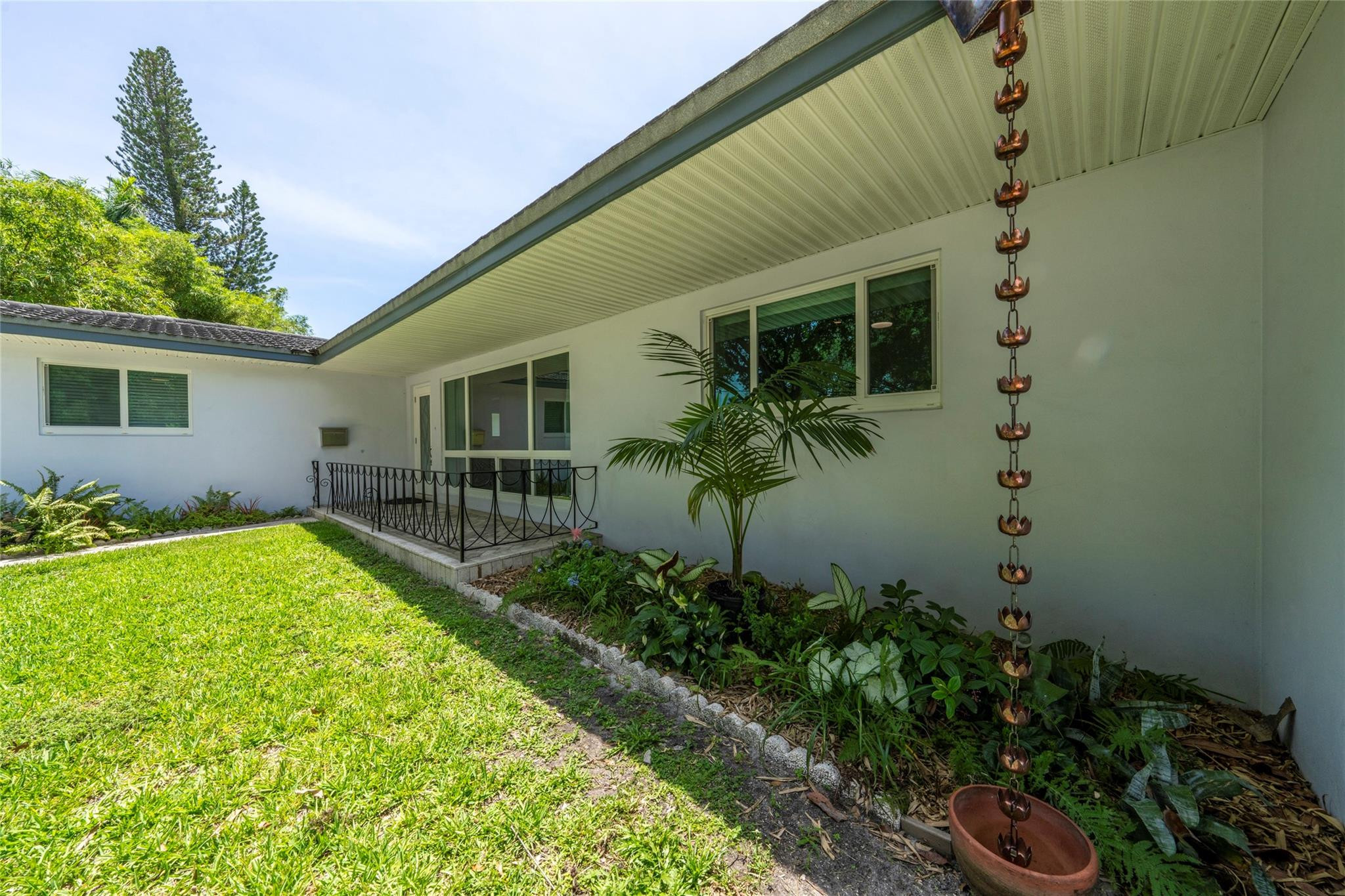 3140 Calle Largo Drive