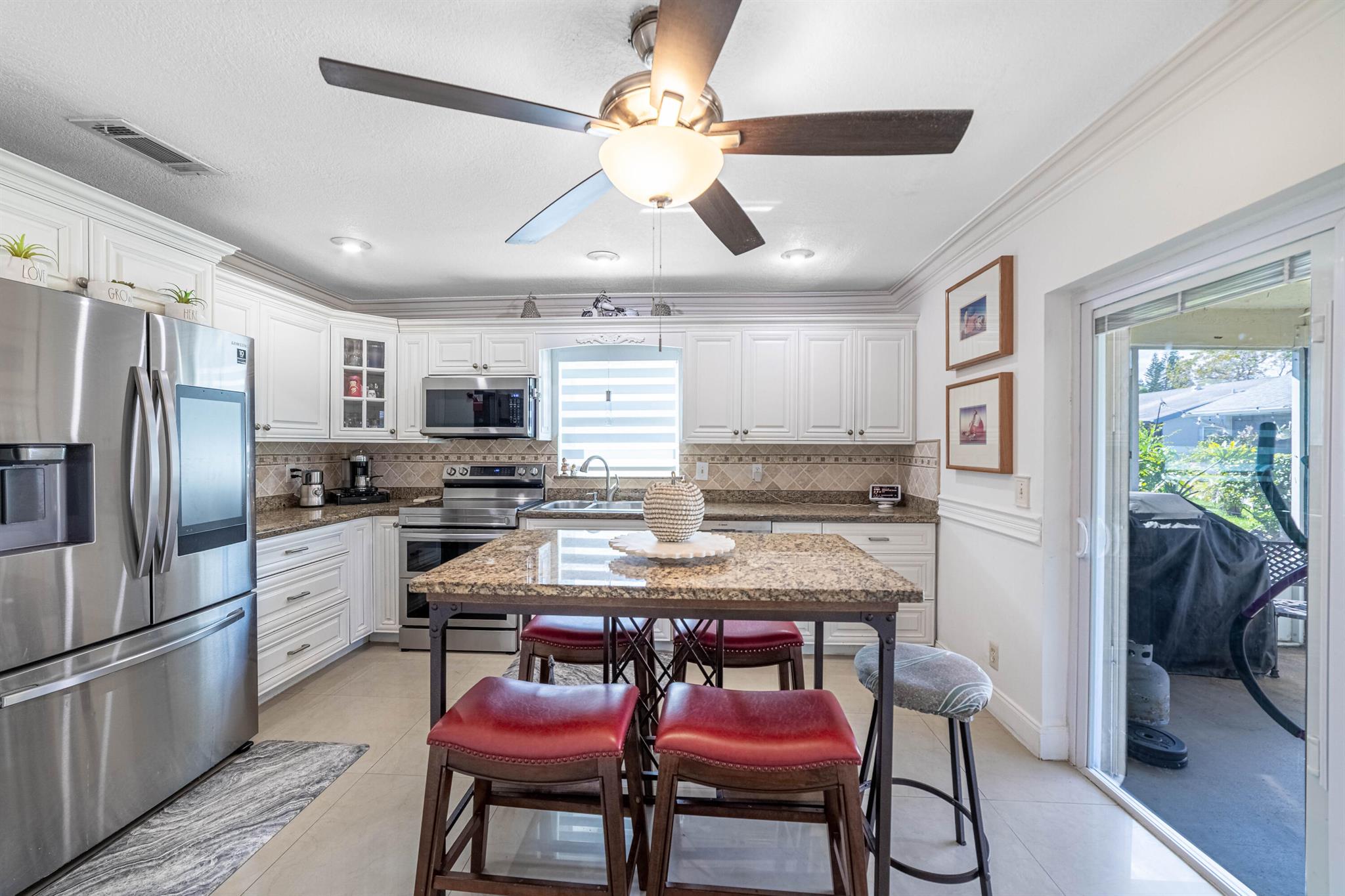 7119 NW 106th Avenue