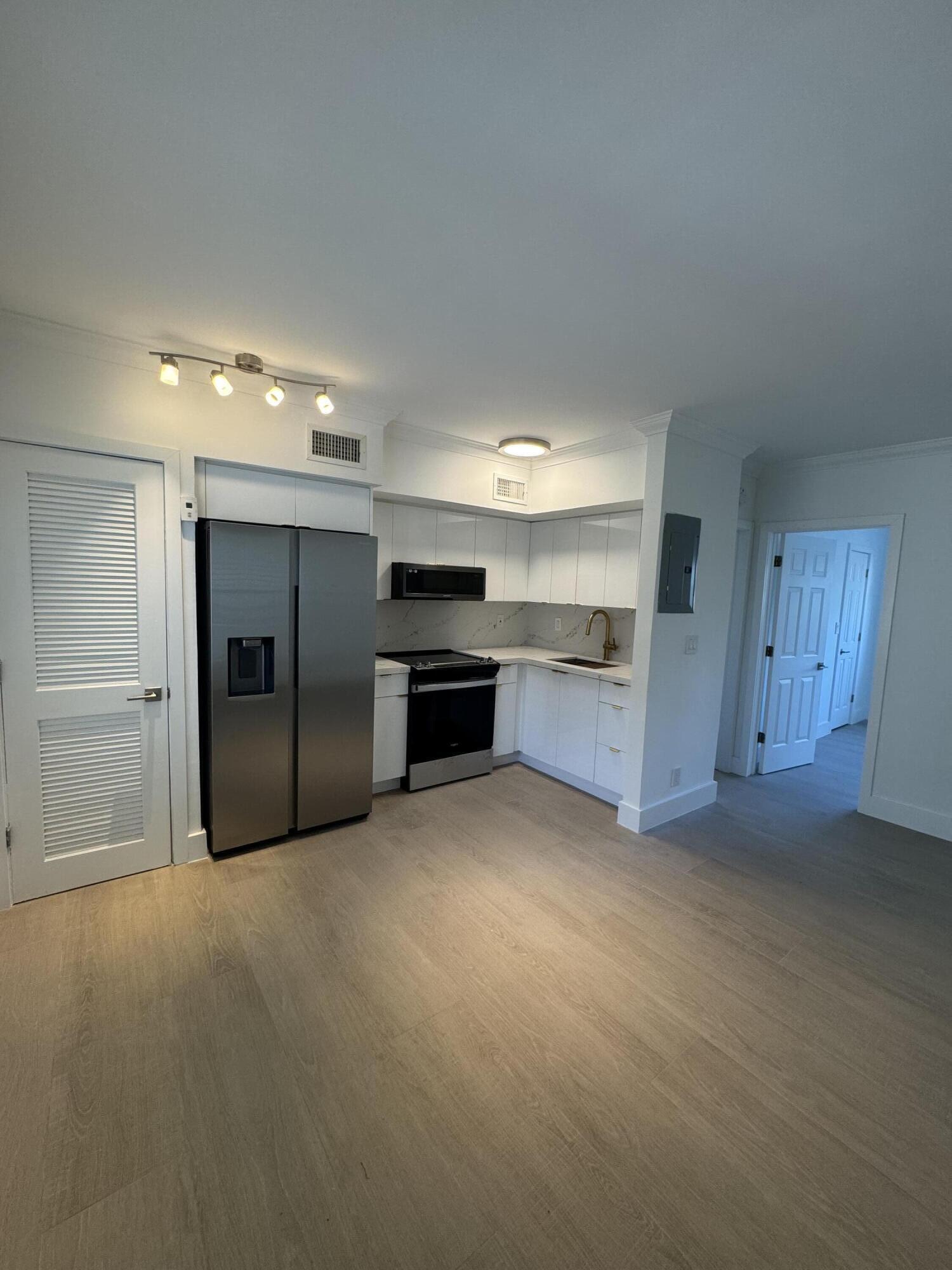 924 SE 2nd Street 22