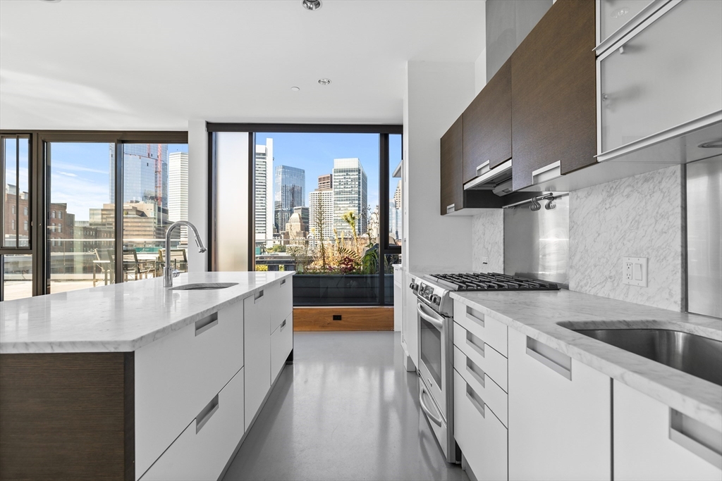 346 Congress St. # 701