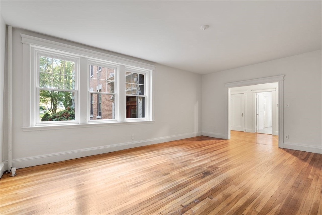 441 Washington # 2