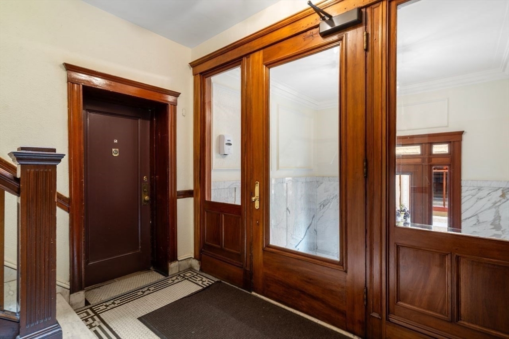 441 Washington # 2