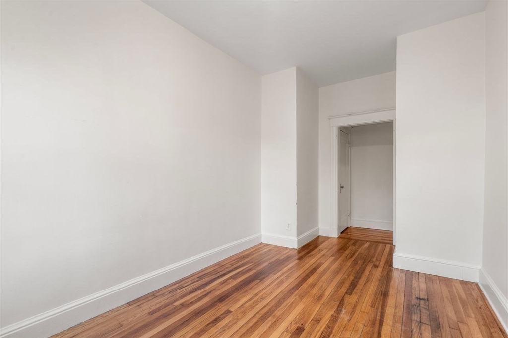 441 Washington # 2