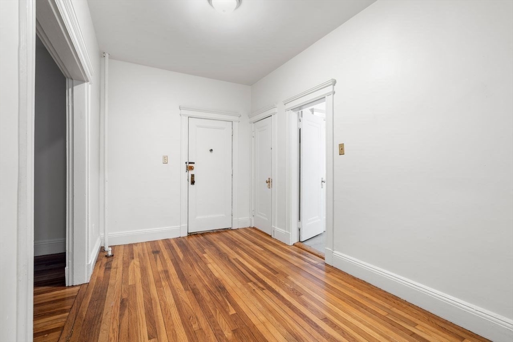 441 Washington # 2