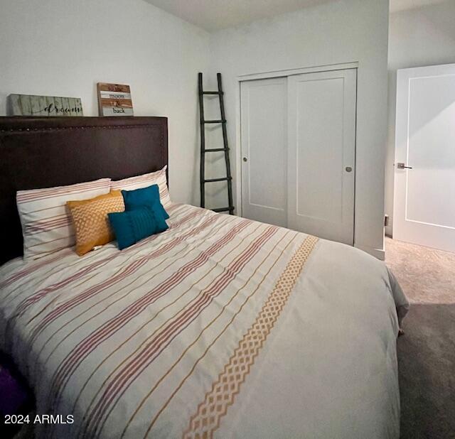 5809 E Killen Loop