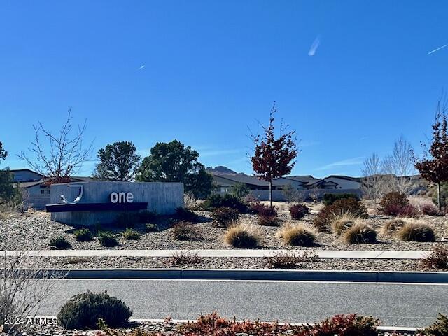 5809 E Killen Loop
