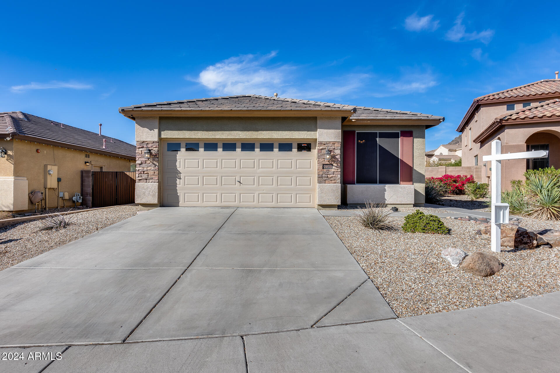 7038 W ANDREW Lane