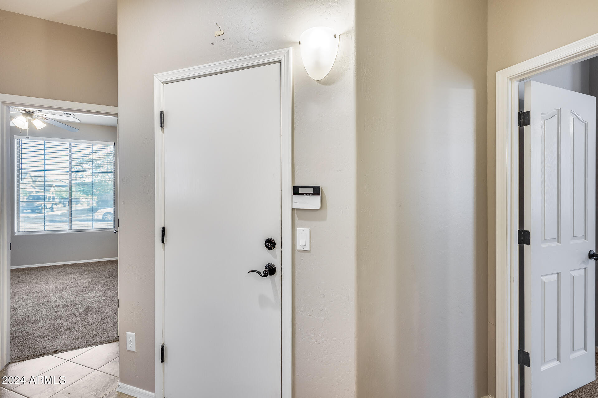 7038 W ANDREW Lane