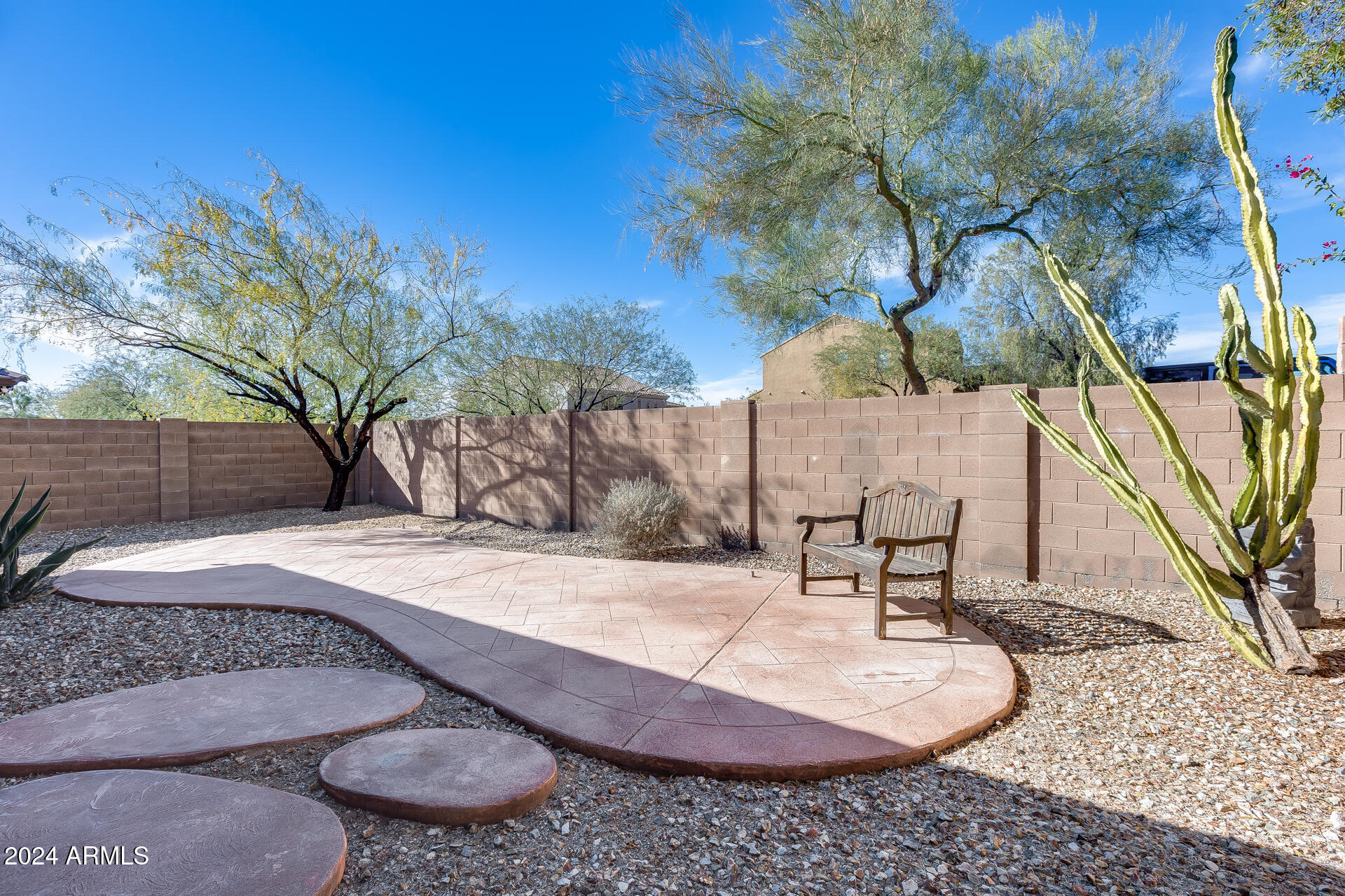 7038 W ANDREW Lane