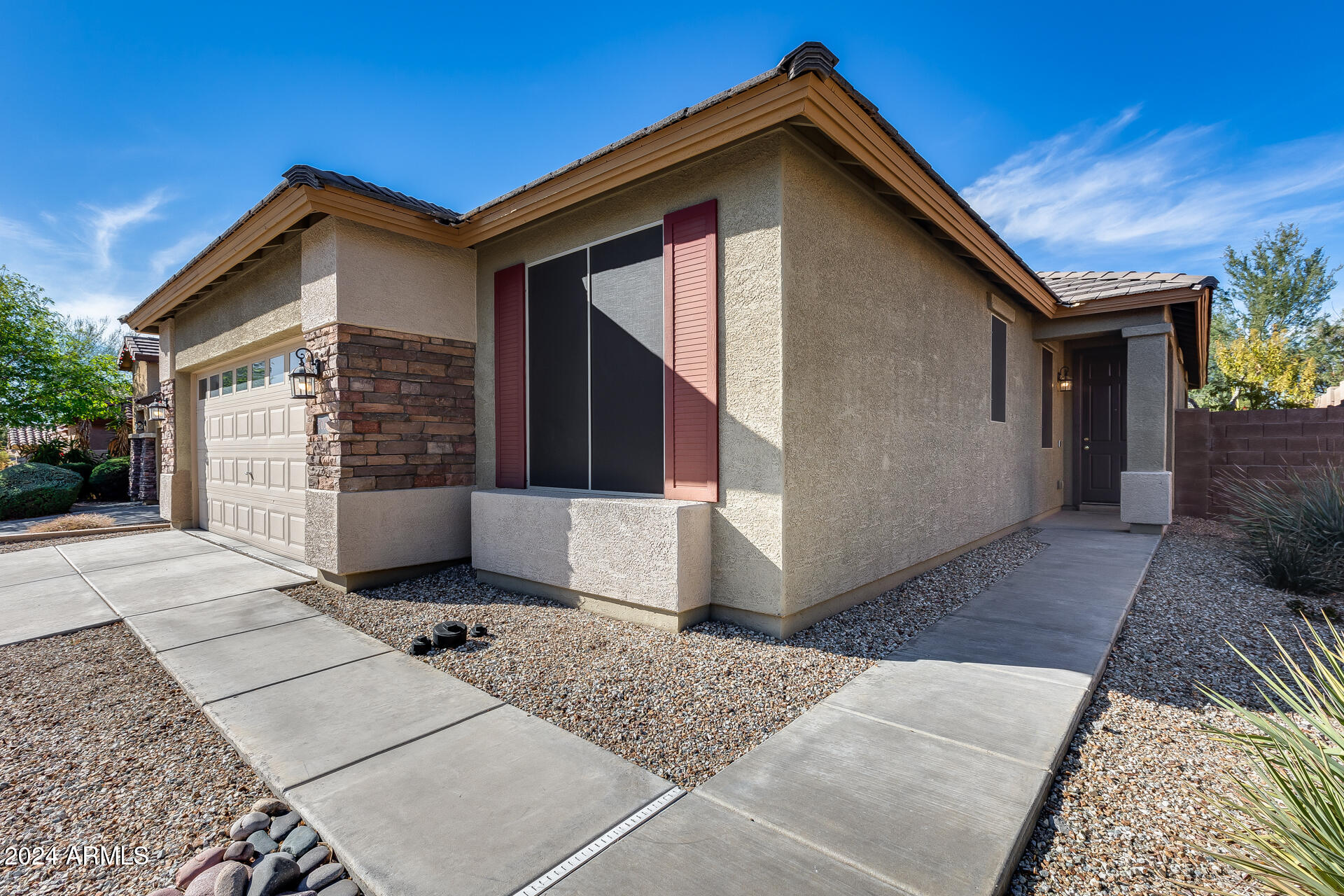 7038 W ANDREW Lane