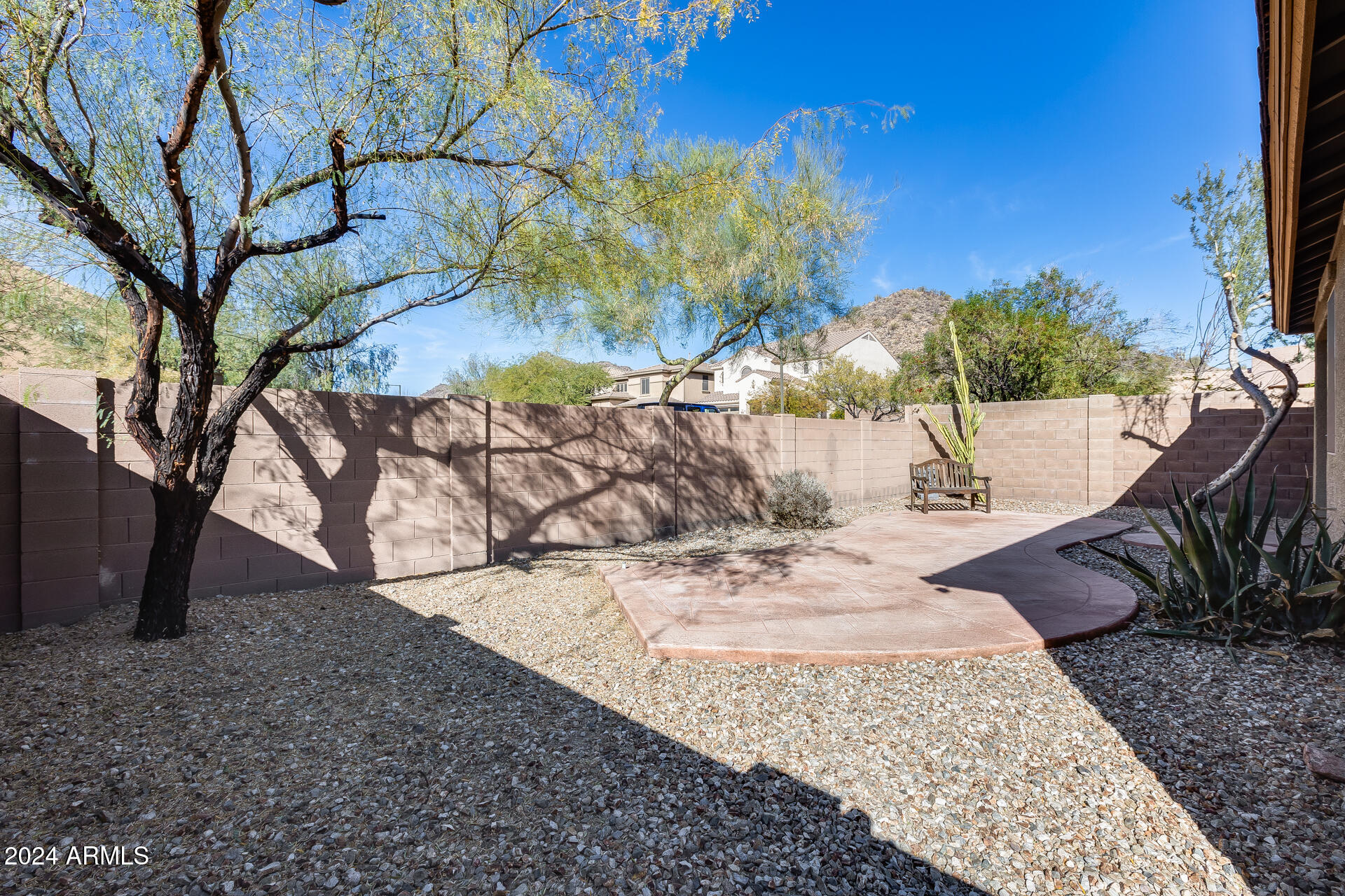 7038 W ANDREW Lane