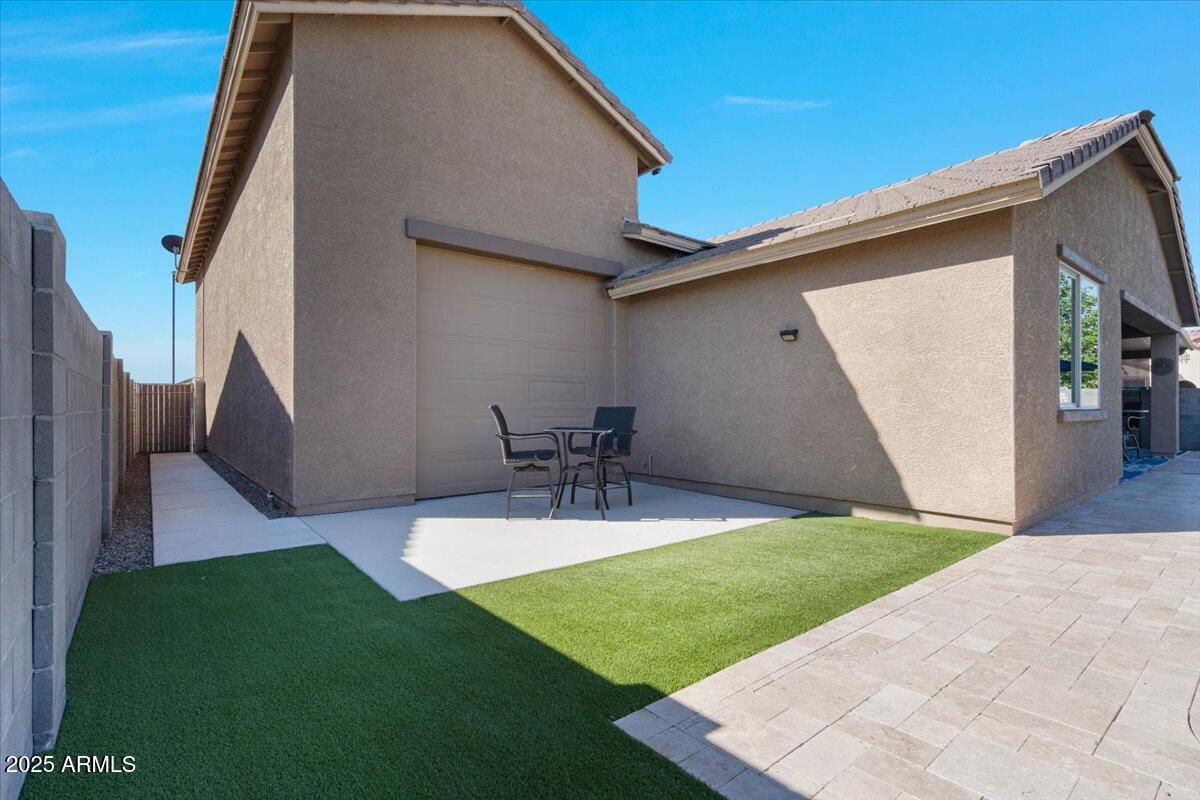 18466 W CARLOTA Lane