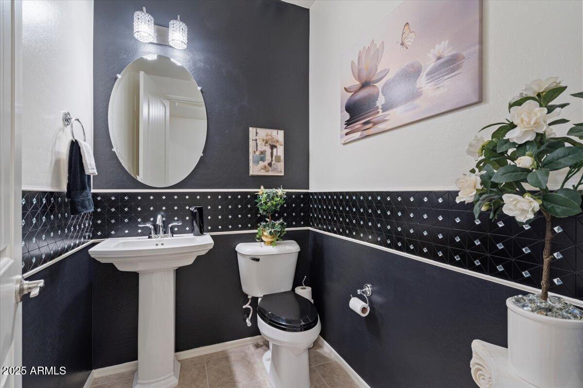 18466 W CARLOTA Lane