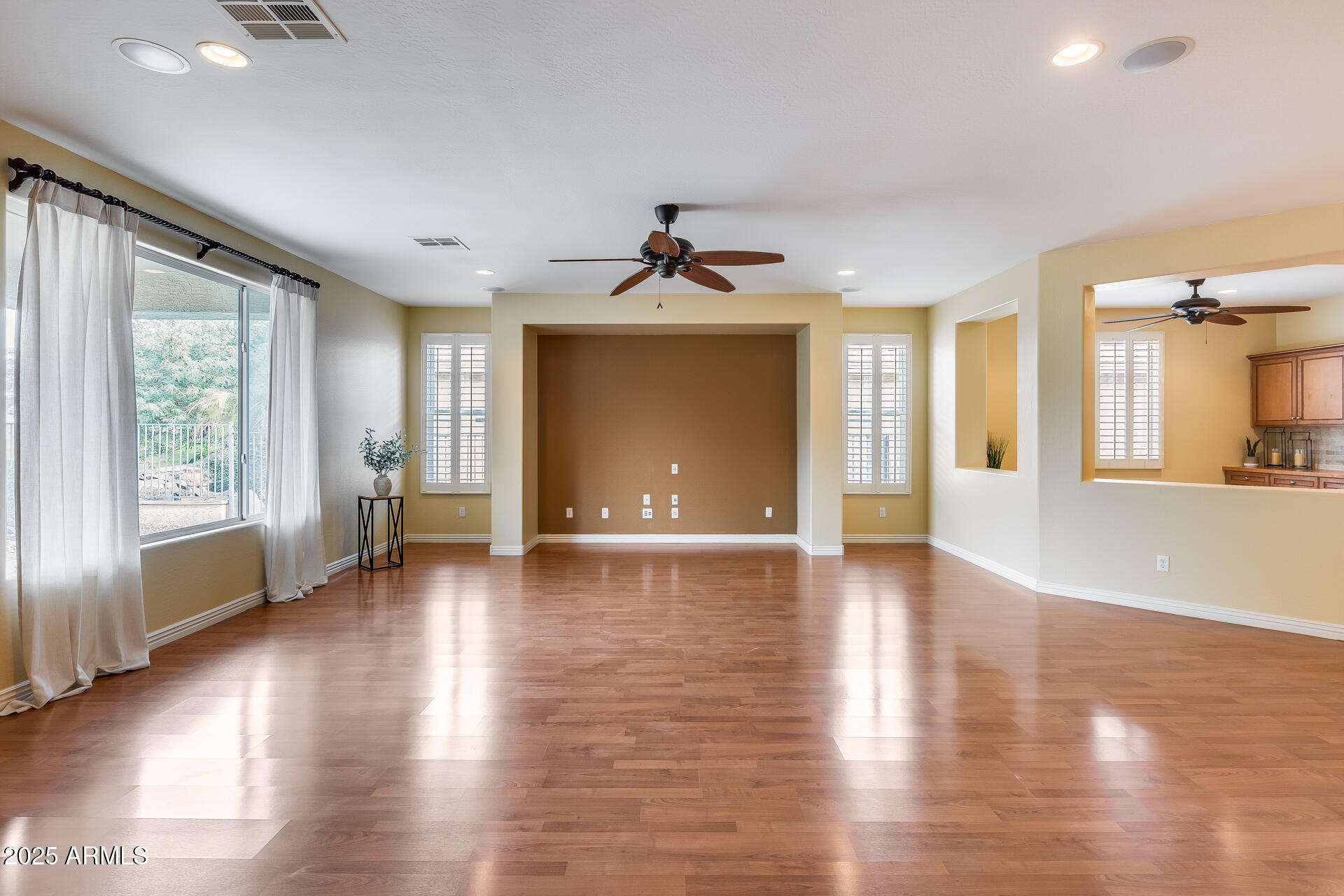 22900 W TWILIGHT Trail