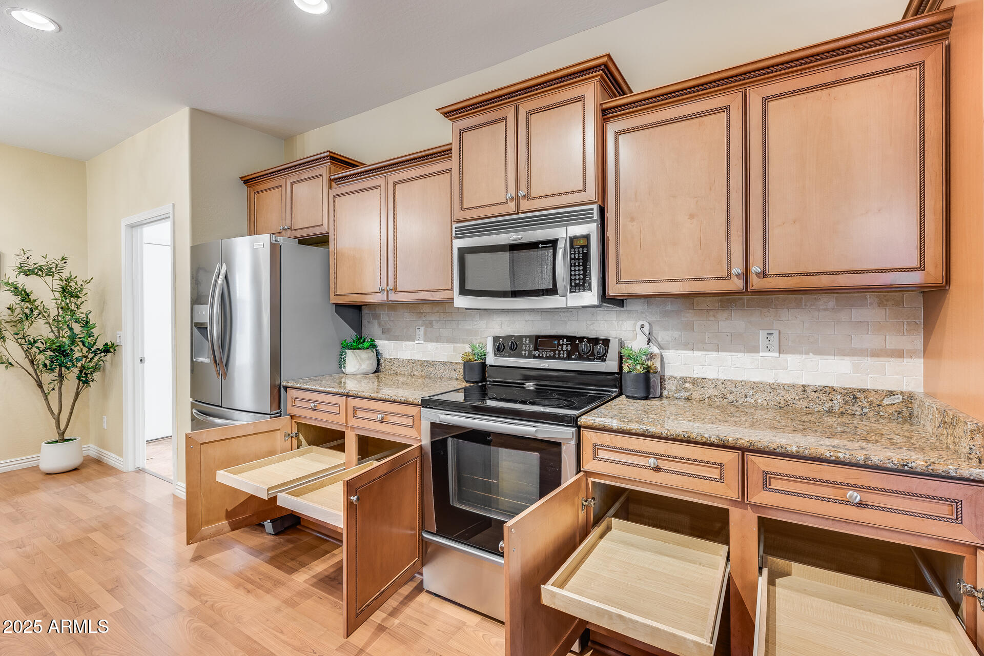 22900 W TWILIGHT Trail