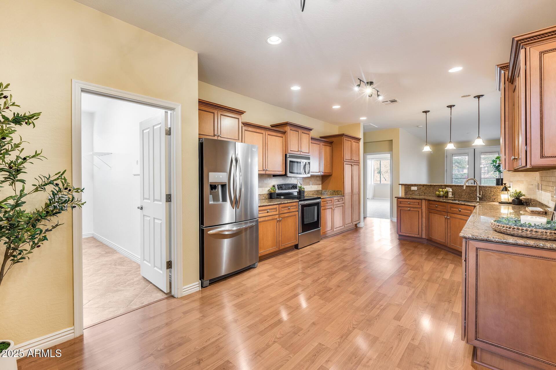 22900 W TWILIGHT Trail