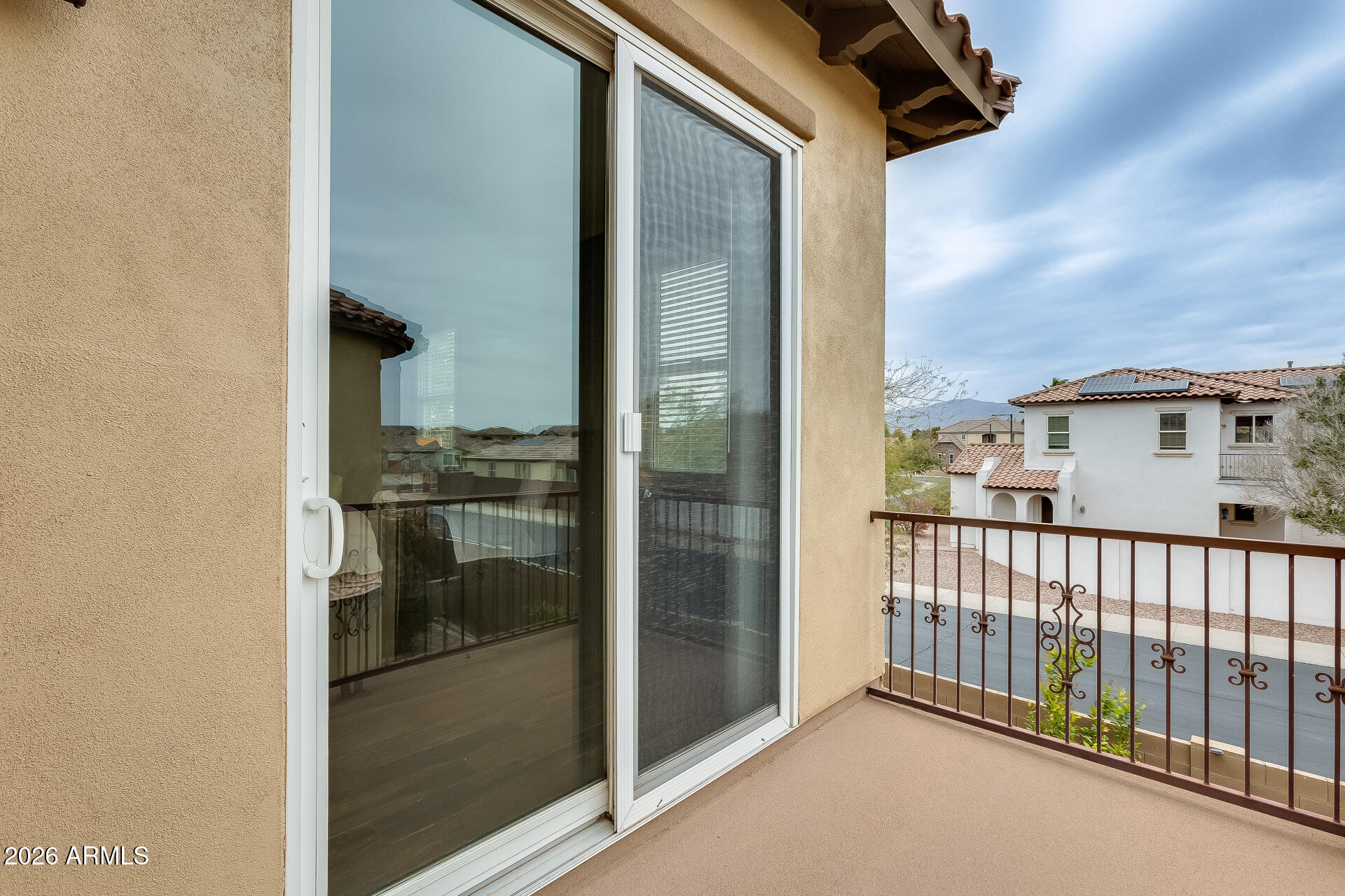 18256 W CAROL Avenue