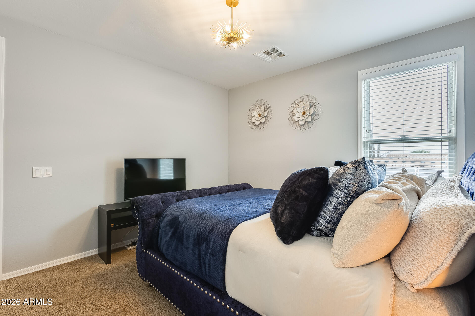 18256 W CAROL Avenue