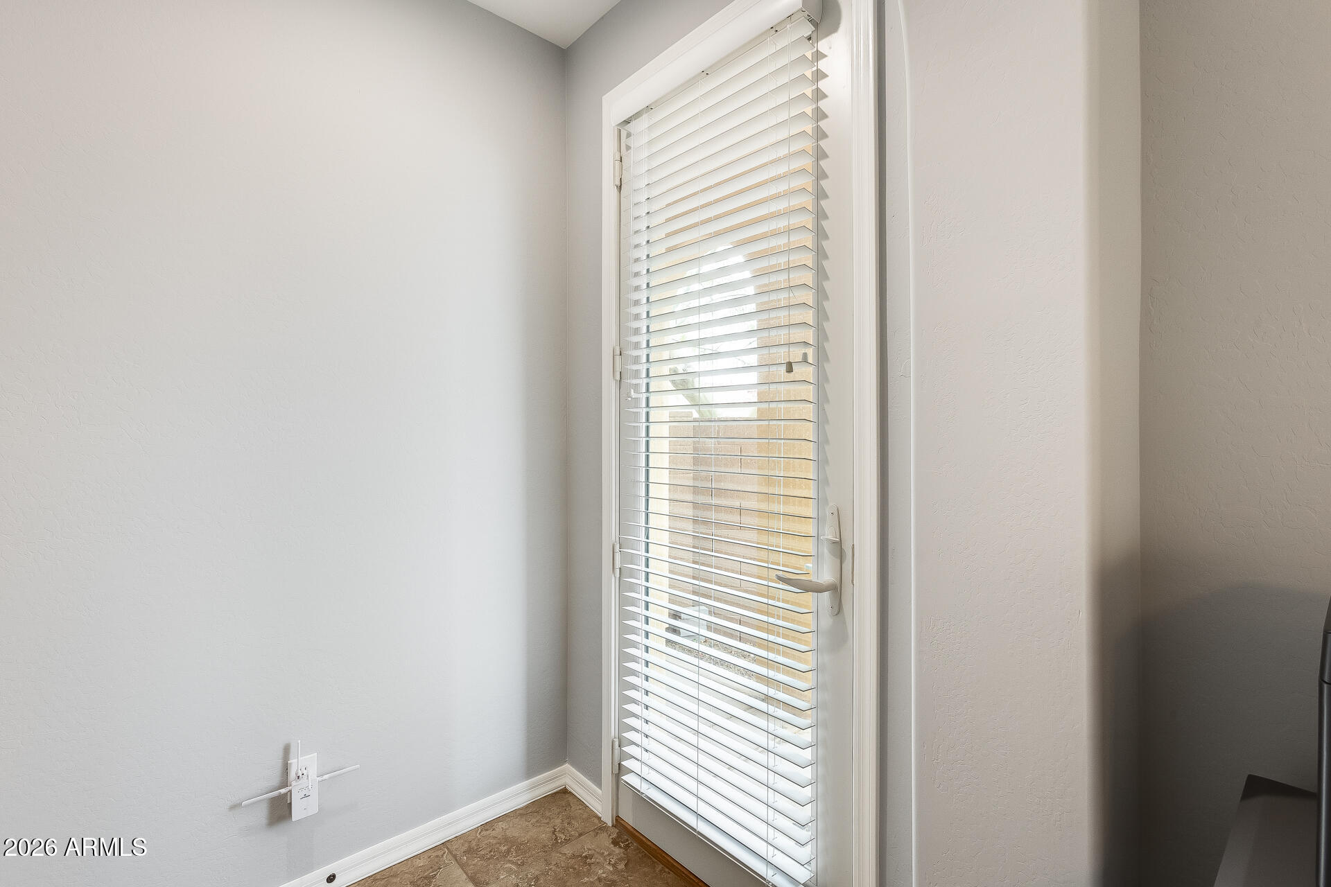 18256 W CAROL Avenue