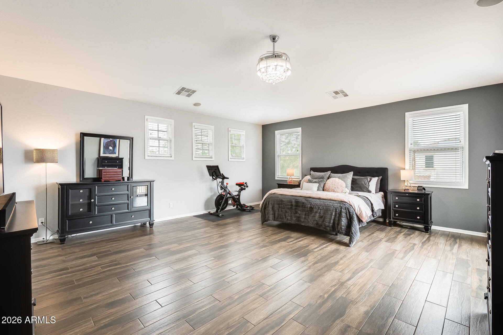 18256 W CAROL Avenue