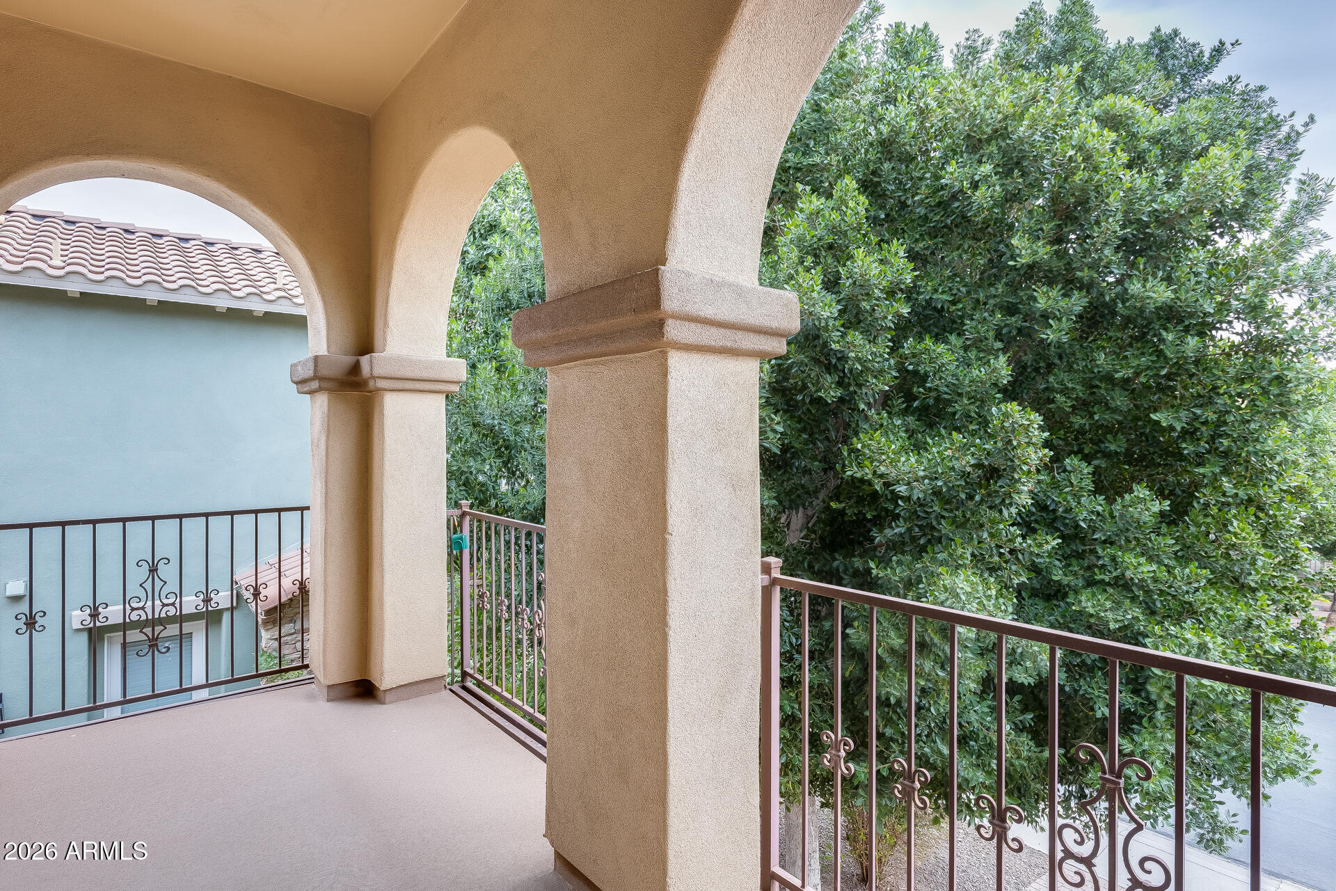 18256 W CAROL Avenue