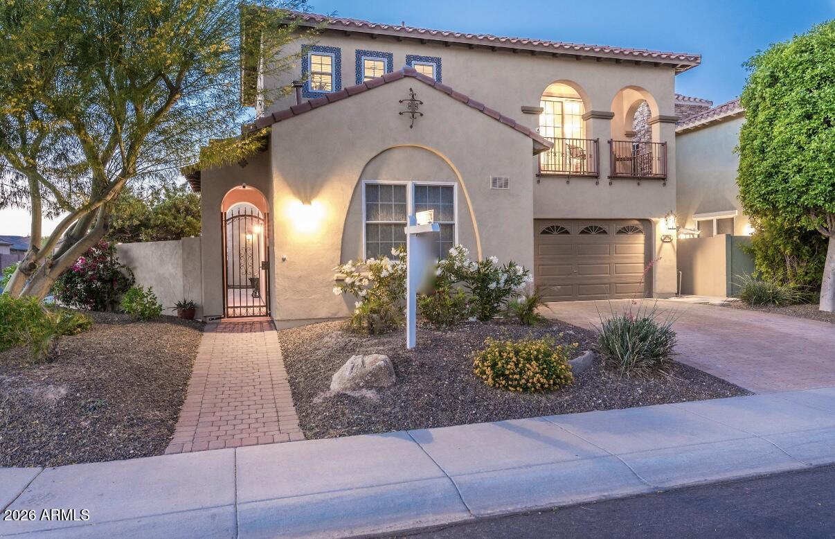 18256 W CAROL Avenue