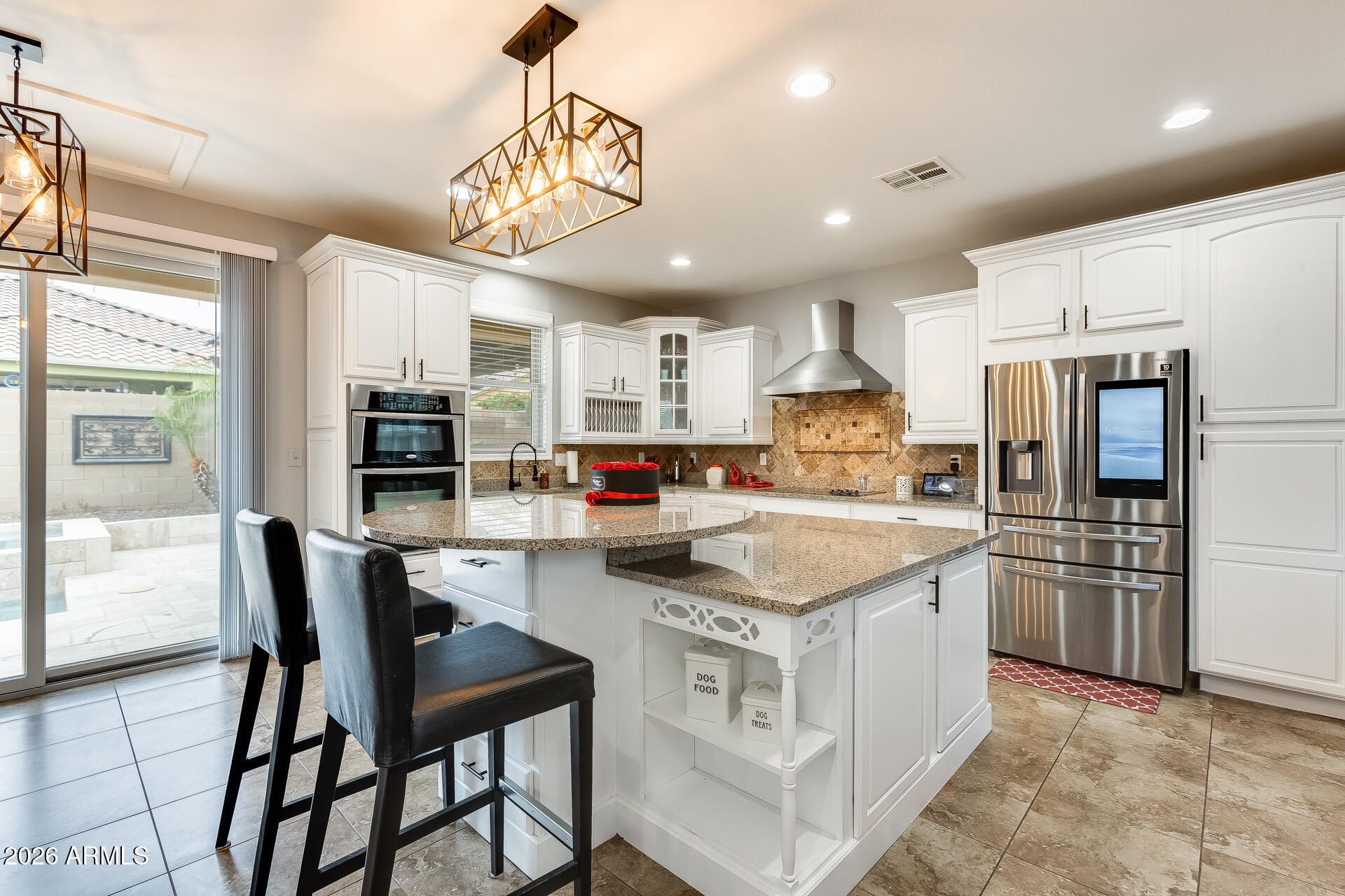 18256 W CAROL Avenue