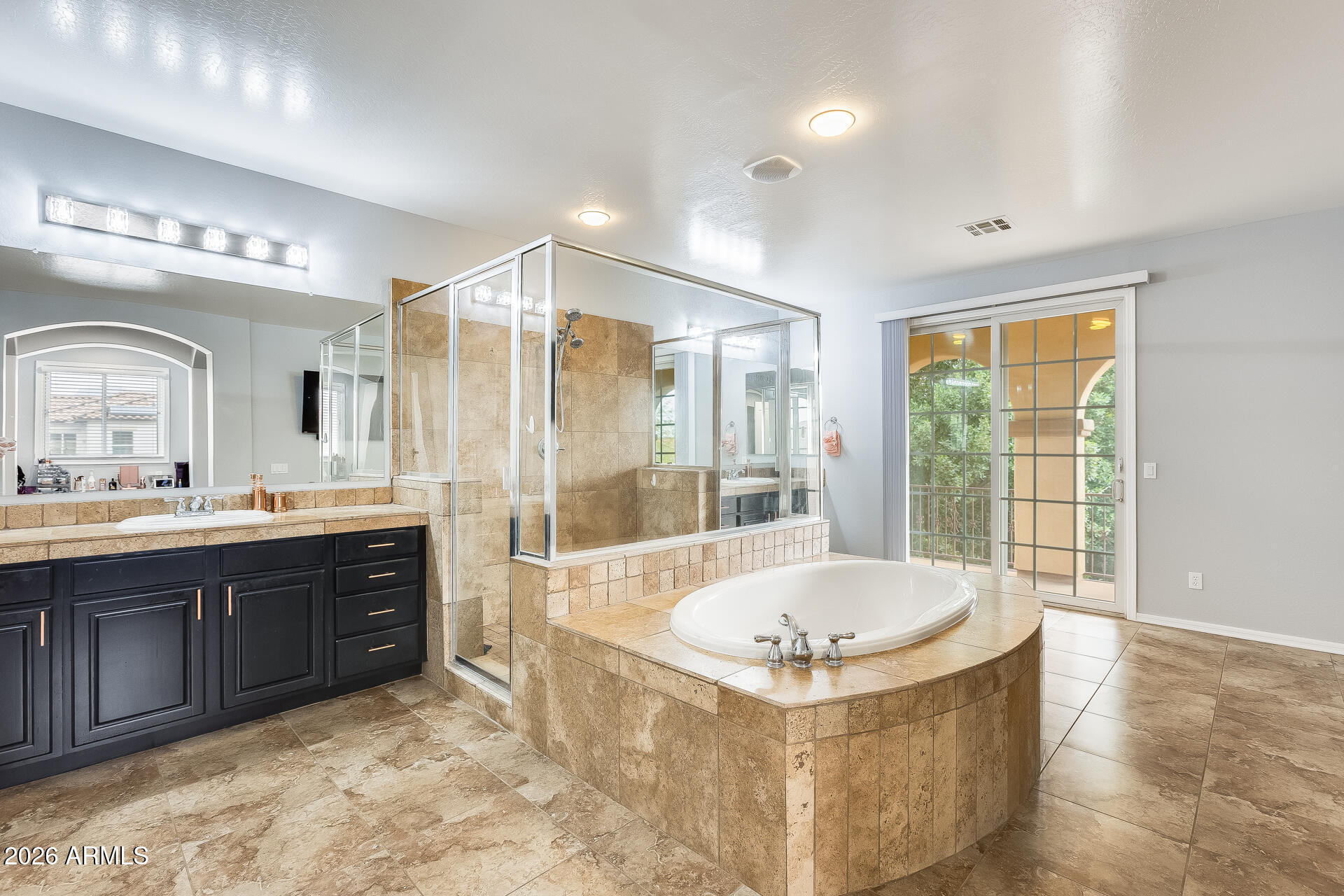 18256 W CAROL Avenue