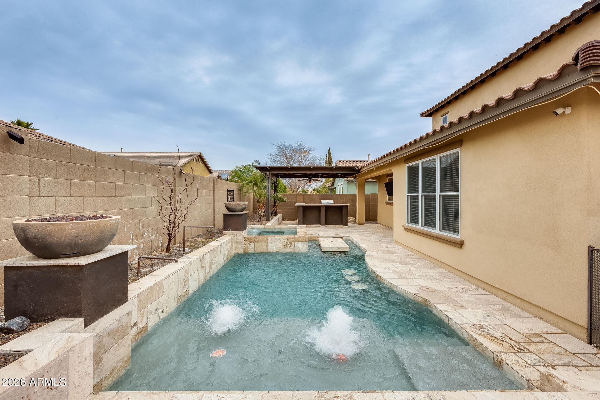 18256 W CAROL Avenue