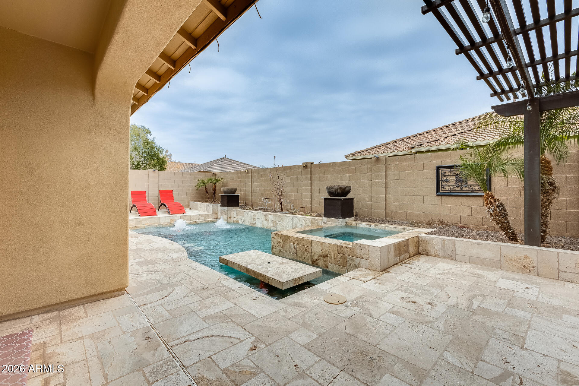 18256 W CAROL Avenue