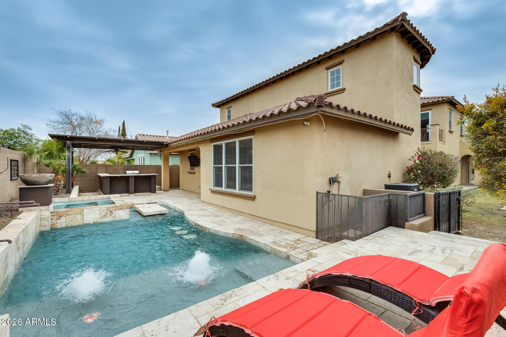 18256 W CAROL Avenue