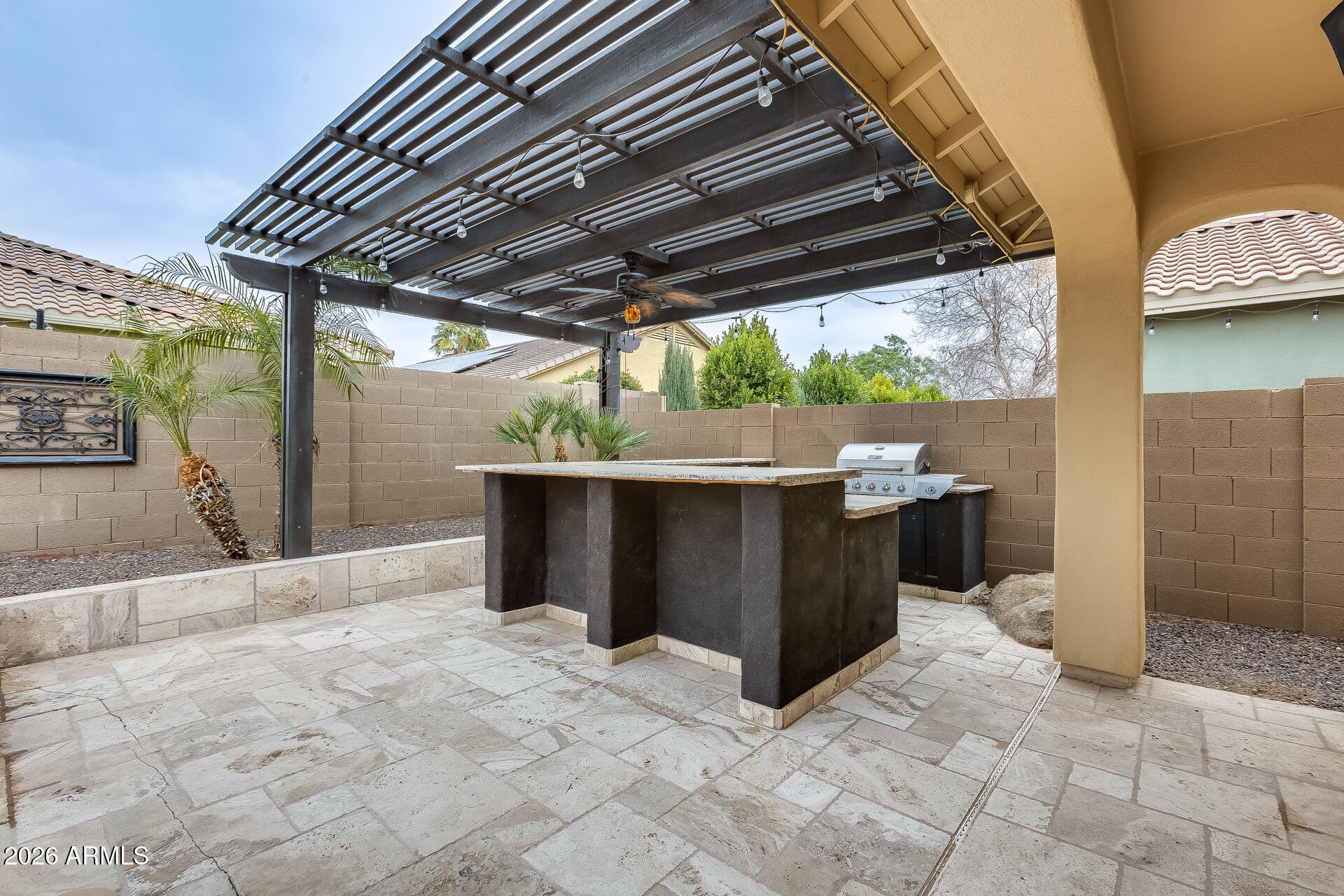 18256 W CAROL Avenue