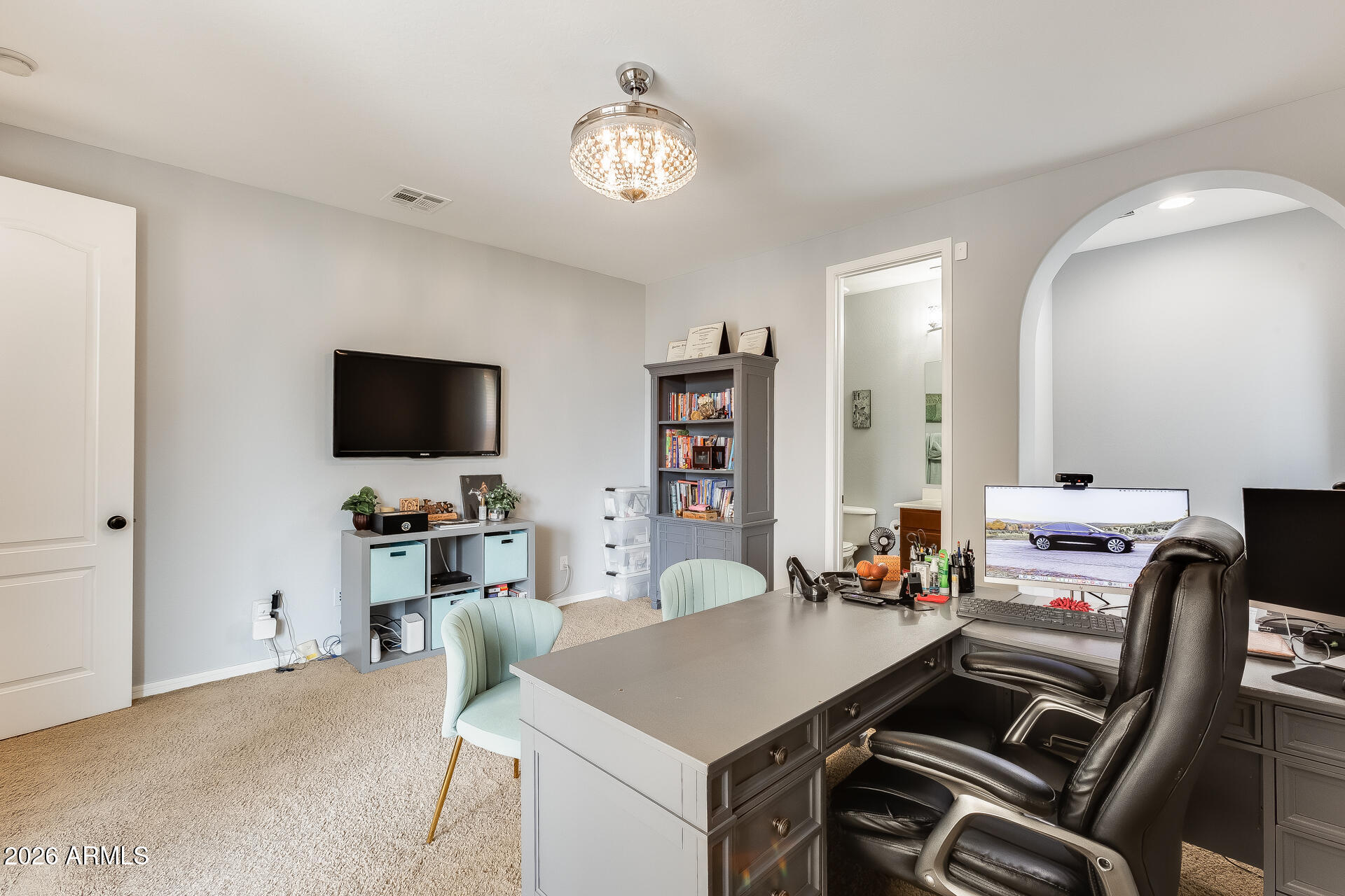 18256 W CAROL Avenue