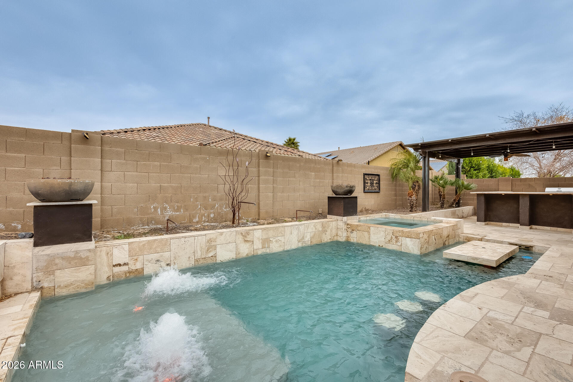 18256 W CAROL Avenue