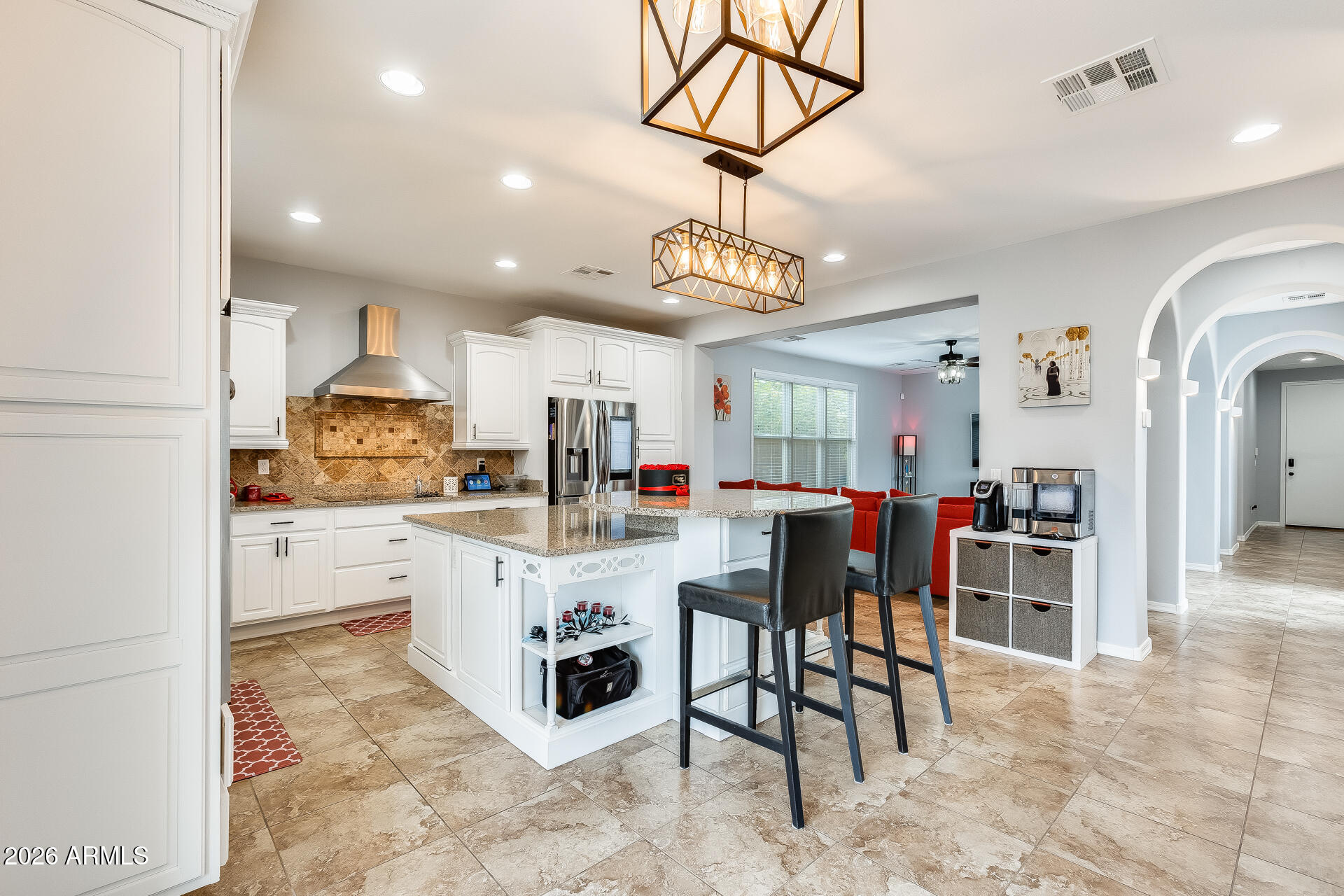 18256 W CAROL Avenue